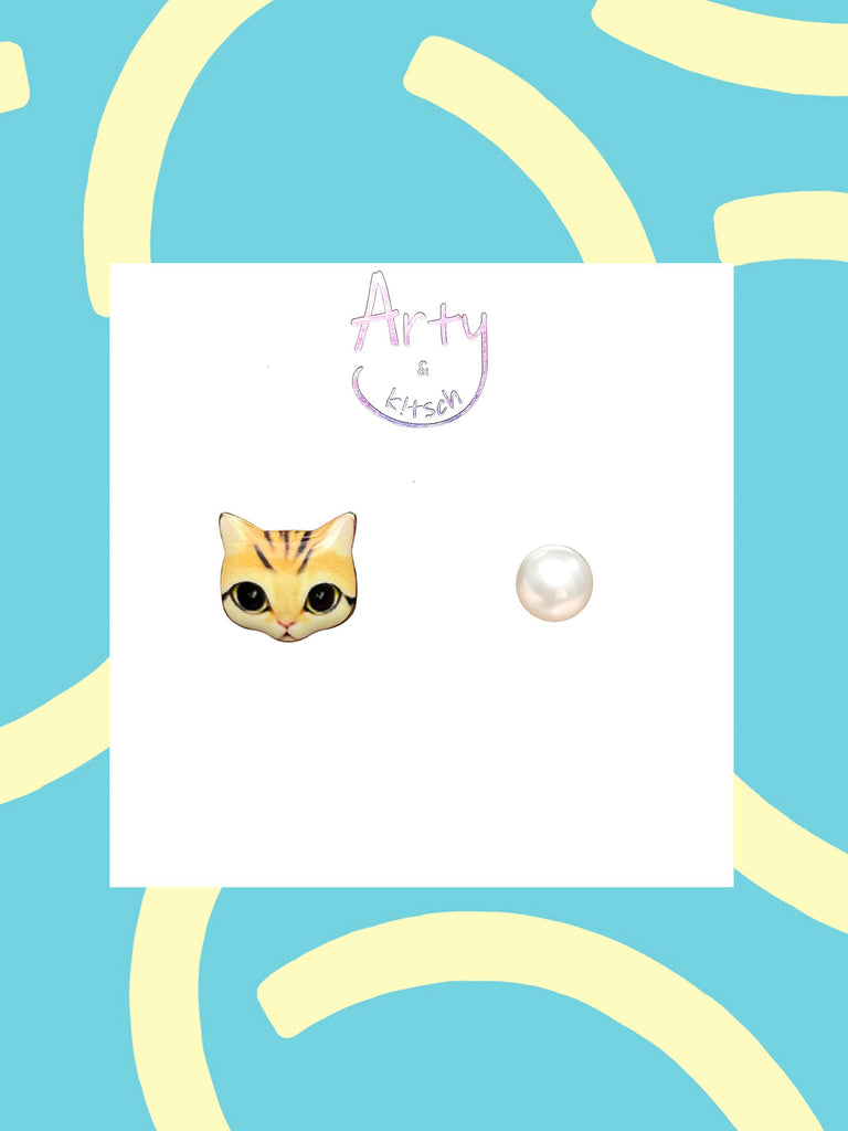 Artynkitsch - Cat & Pearl Mismatched Studs-Artynkitsch-treehaus