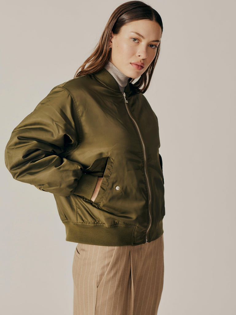 Deluc - Brunnera Jacket - Army-Deluc-treehaus