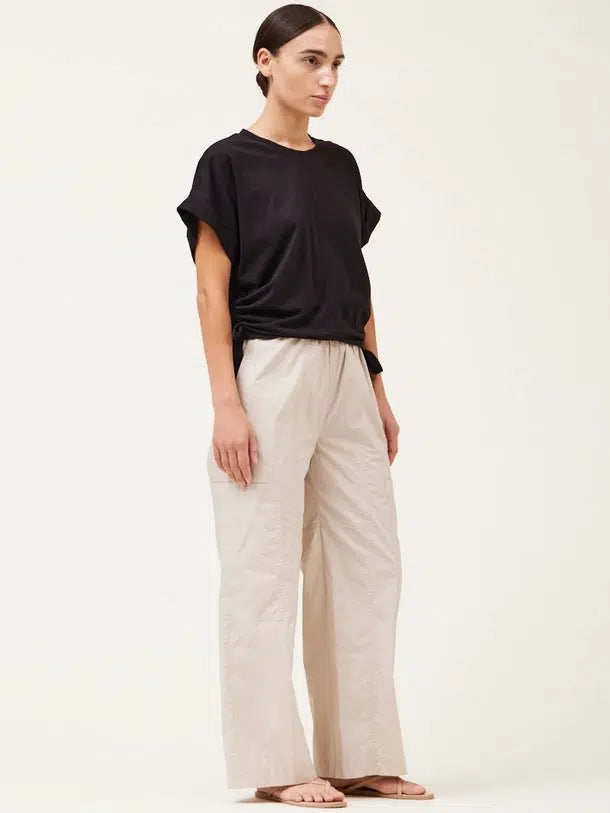 Grade & Gather - Side Scrunch Tee - Black-Grade & Gather-treehaus