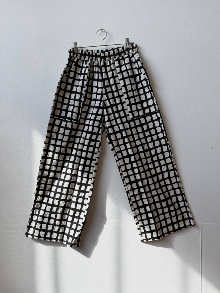 Happy French Gang - Omar Grid Pants - Black-Happy French Gang-treehaus