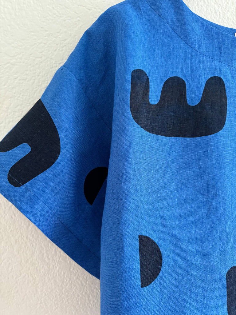 Joolee - Linen Top - Blue with Black Graphic-Joolee-treehaus