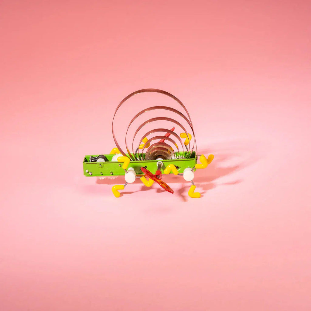 Kikkerland - Awika! - Wind Up Toy -Kikkerland Design Inc-treehaus