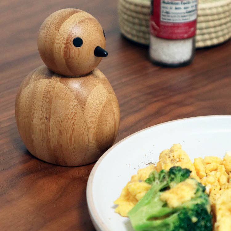 Kikkerland - Birdy Grinder-Kikkerland Design Inc-treehaus