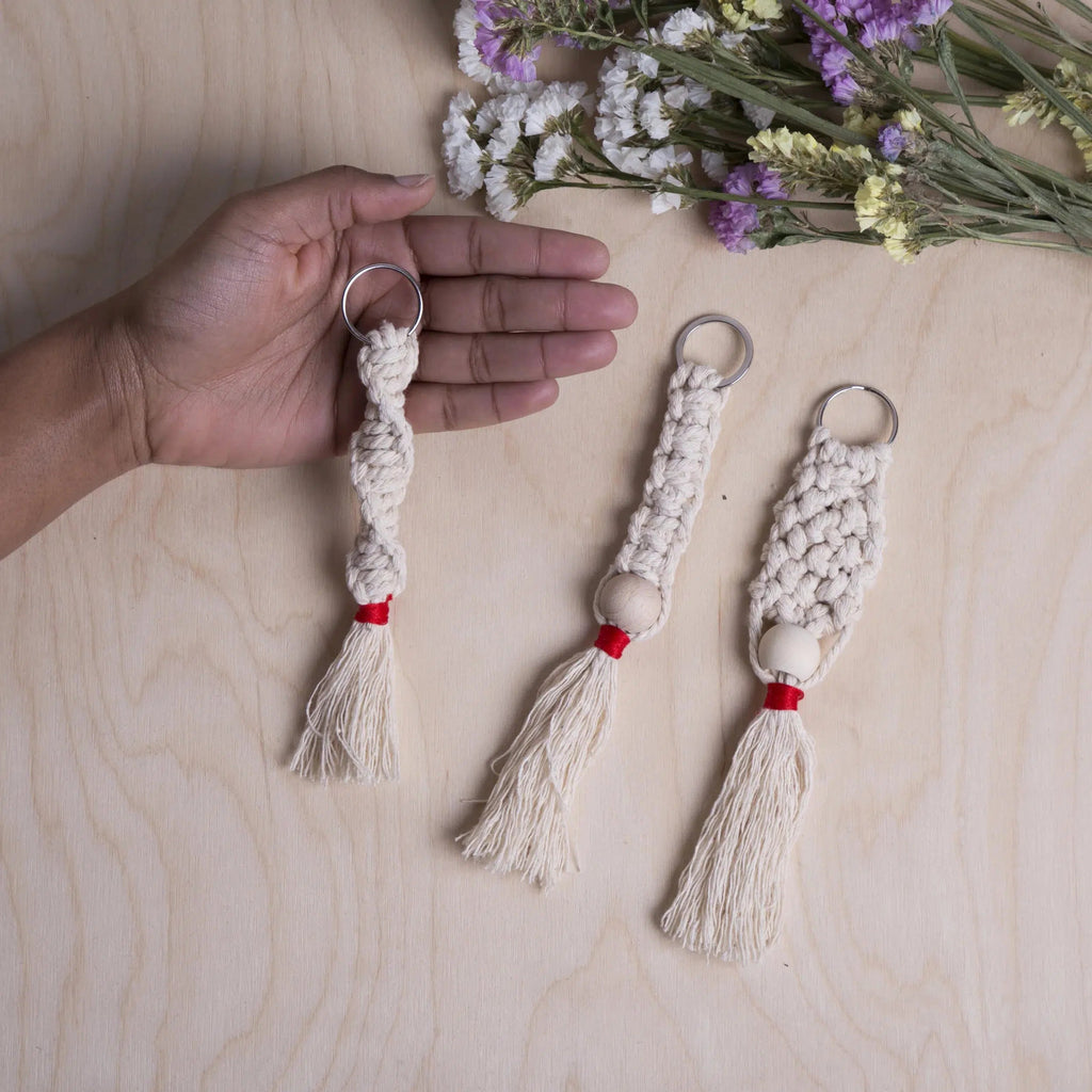 Kikkerland - Macrame Keychain Kit-Kikkerland-treehaus