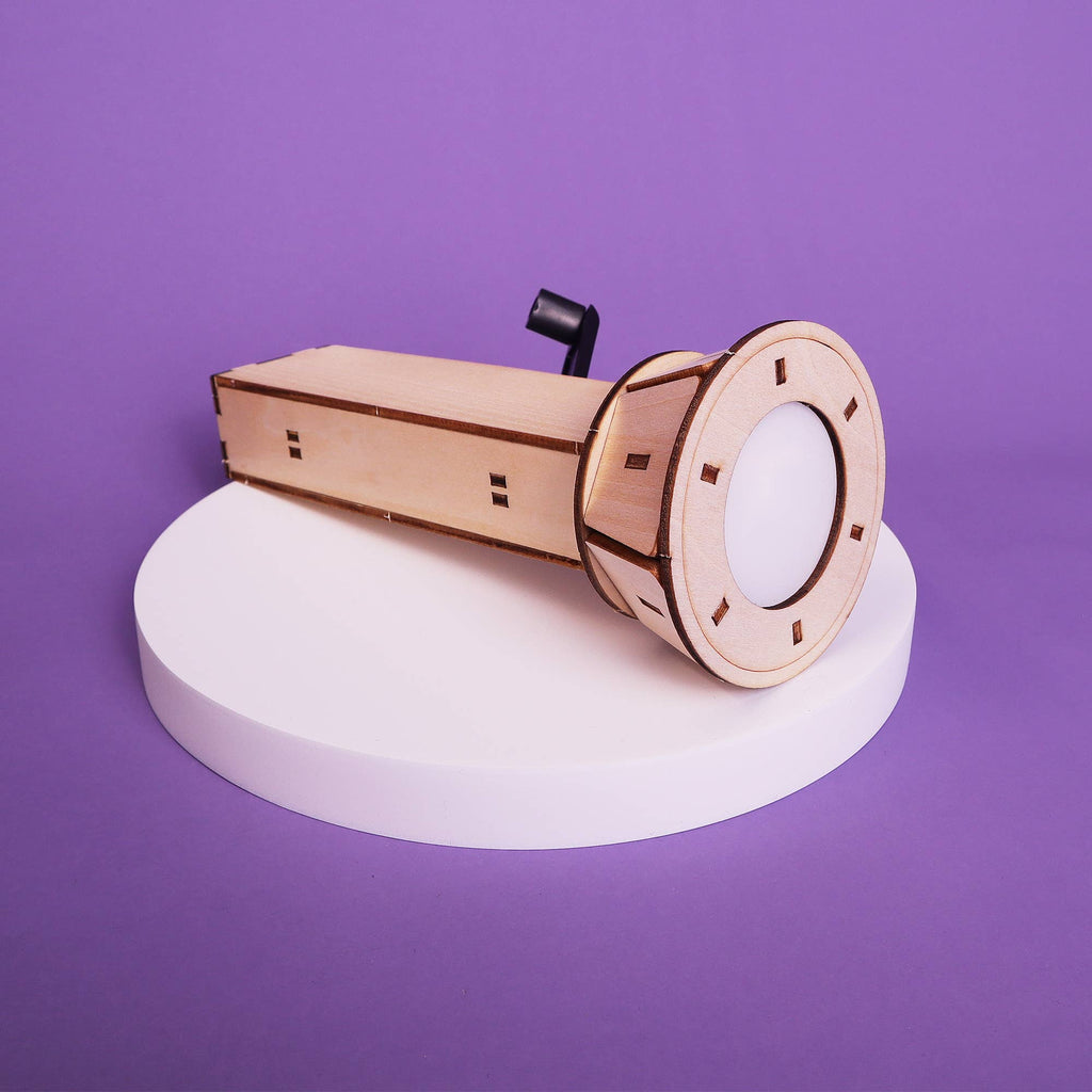 Kitsville - Hand-Crank Flashlight DIY Kit-Kitsville (Alicorn Inc.)-treehaus