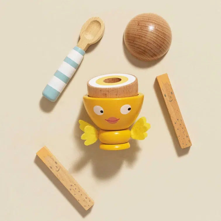 Le Toy Van - Wooden Egg Cup and Soldiers-Le Toy Van-treehaus