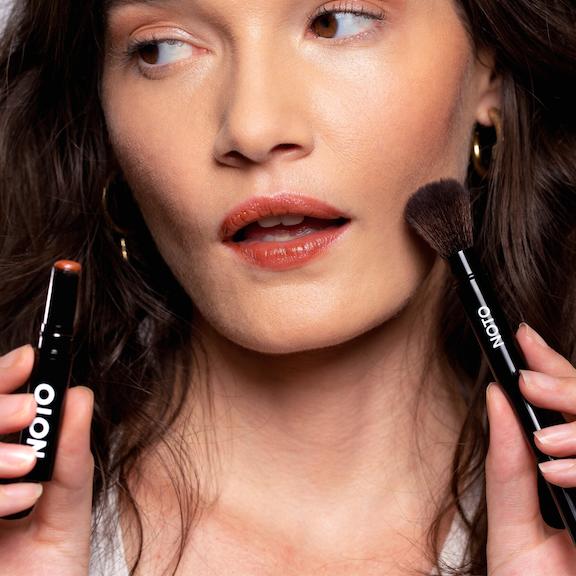 NOTO Botanics - Lip + Cheek Duo Brush-NOTO Botanics-treehaus