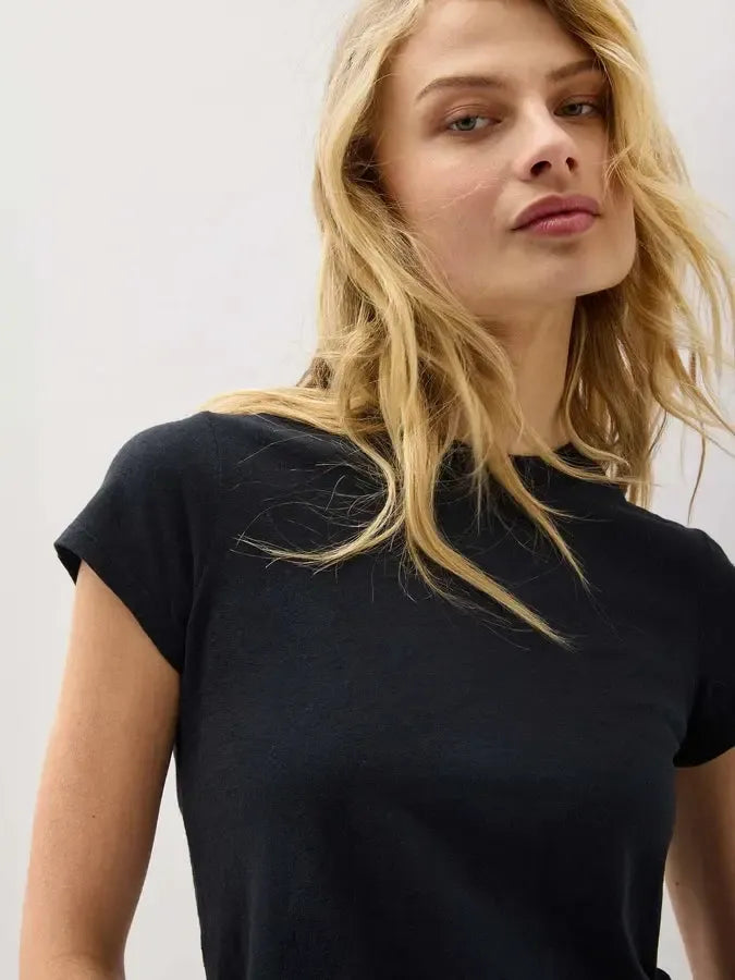 Richer Poorer - Vintage Jersey Short Sleeve T-Shirt - Black-Richer Poorer-treehaus
