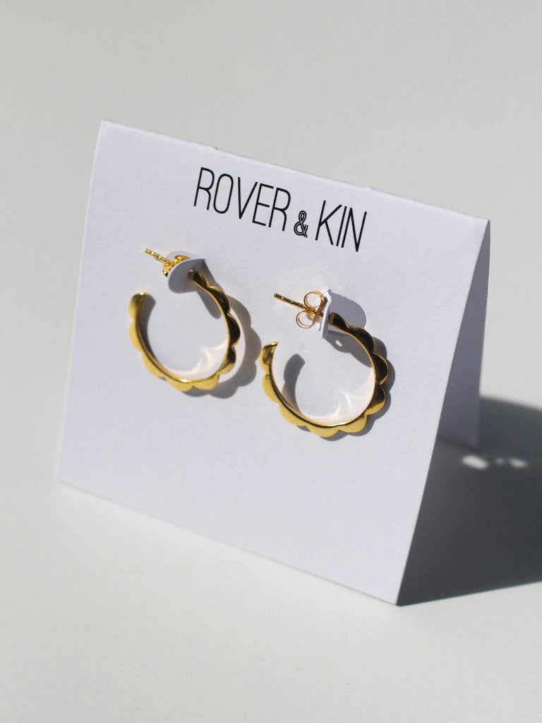 Rover & Kin - Luxe Gold Scalloped Hoop Earrings-Rover & Kin-treehaus