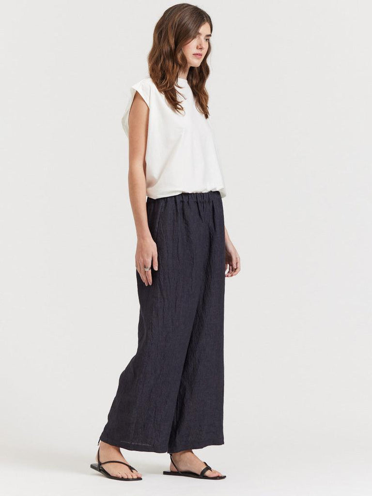 There-Elsewhere - Loose Linen Pants - Storm-There-Elsewhere-treehaus