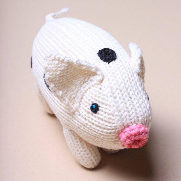 Estella - Organic Pig Rattle Baby Toy – treehaus